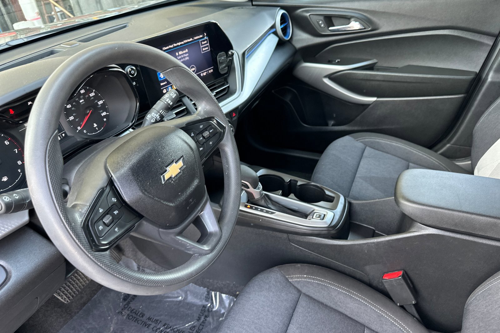 Used 2024 Chevrolet Trax LS w/ Driver Confidence Package image 10