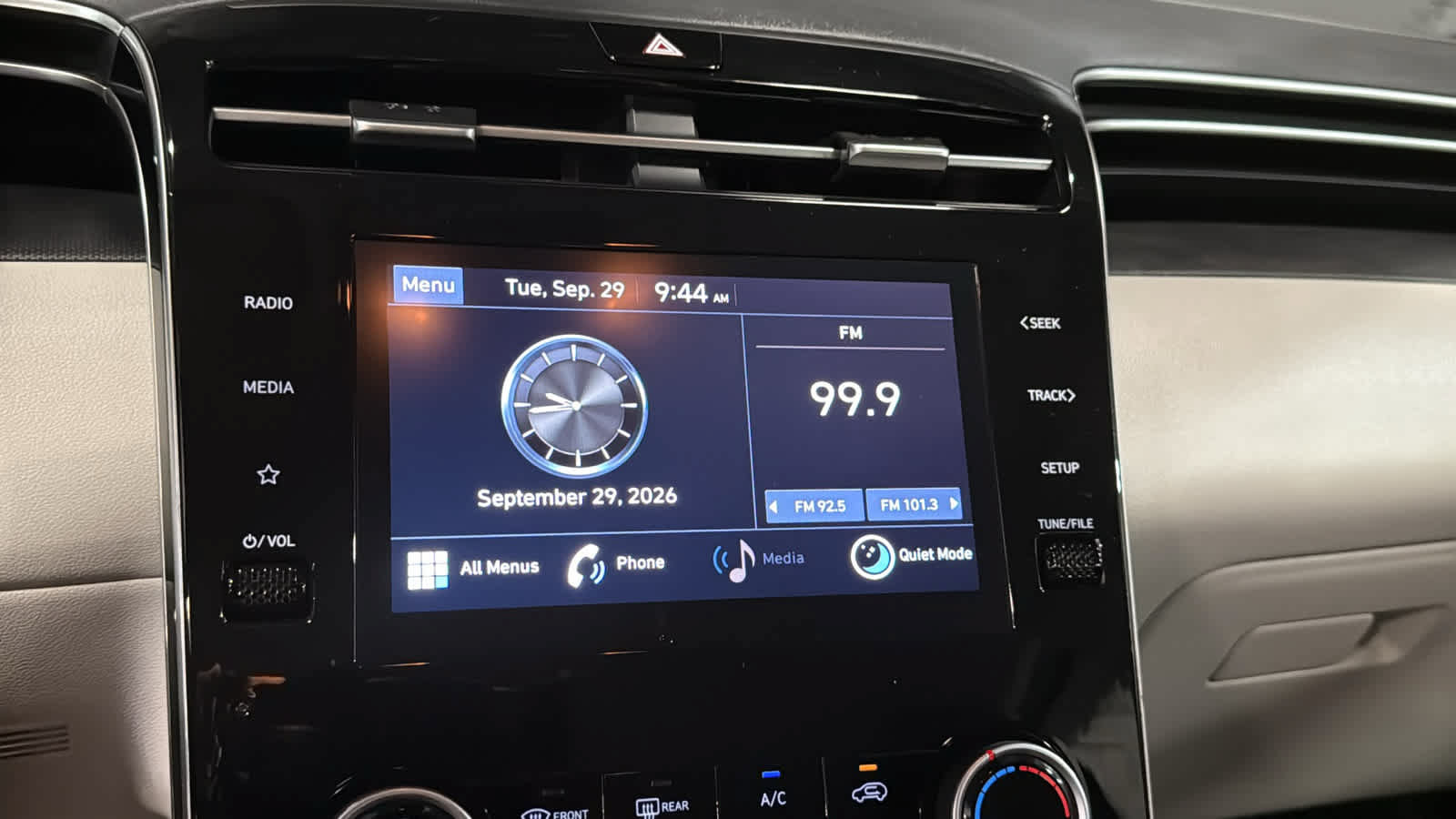 Used 2024 Hyundai Tucson SE AWD/4WD image 15