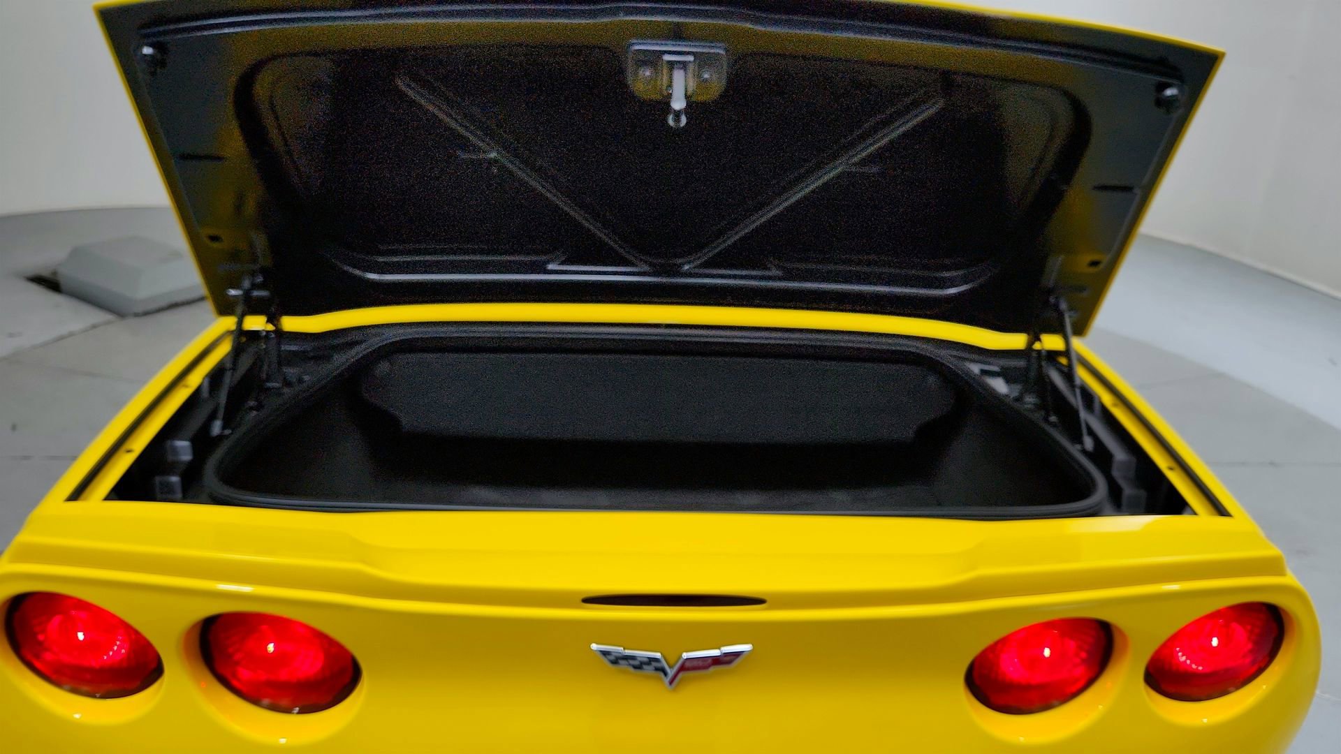 Certified 2013 Chevrolet Corvette 427 w/ 1SC Preferred Equipment Group RWD image 20