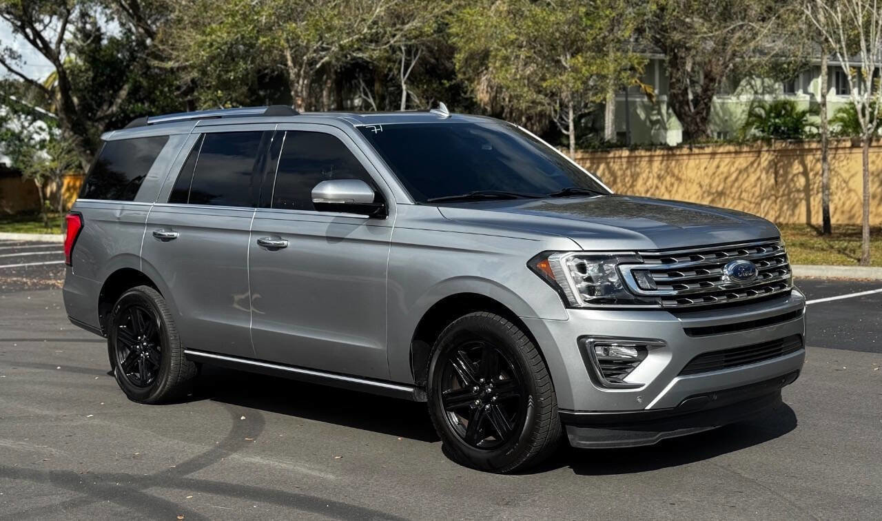 Used 2020 Ford Expedition Limited image 3
