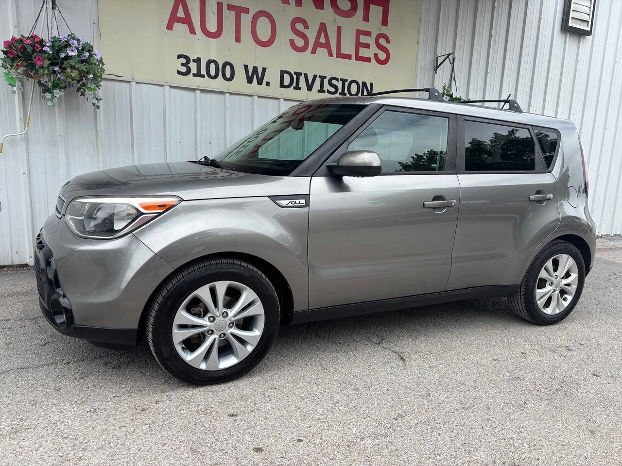 Used 2016 Kia Soul + image 7