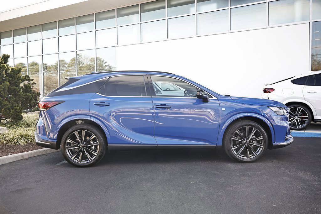 Used 2025 Lexus RX 350h w/ Accessory Package (Z1) image 4