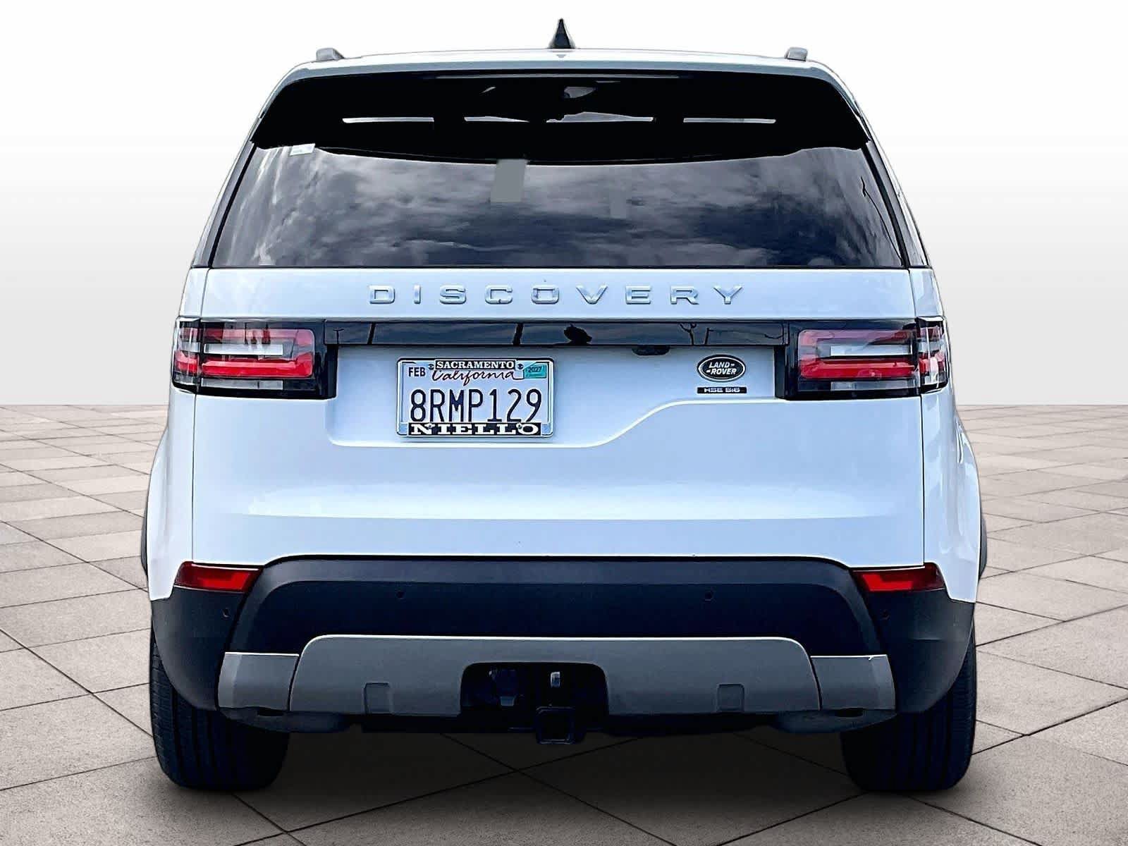 Used 2018 Land Rover Discovery HSE Luxury AWD/4WD image 6