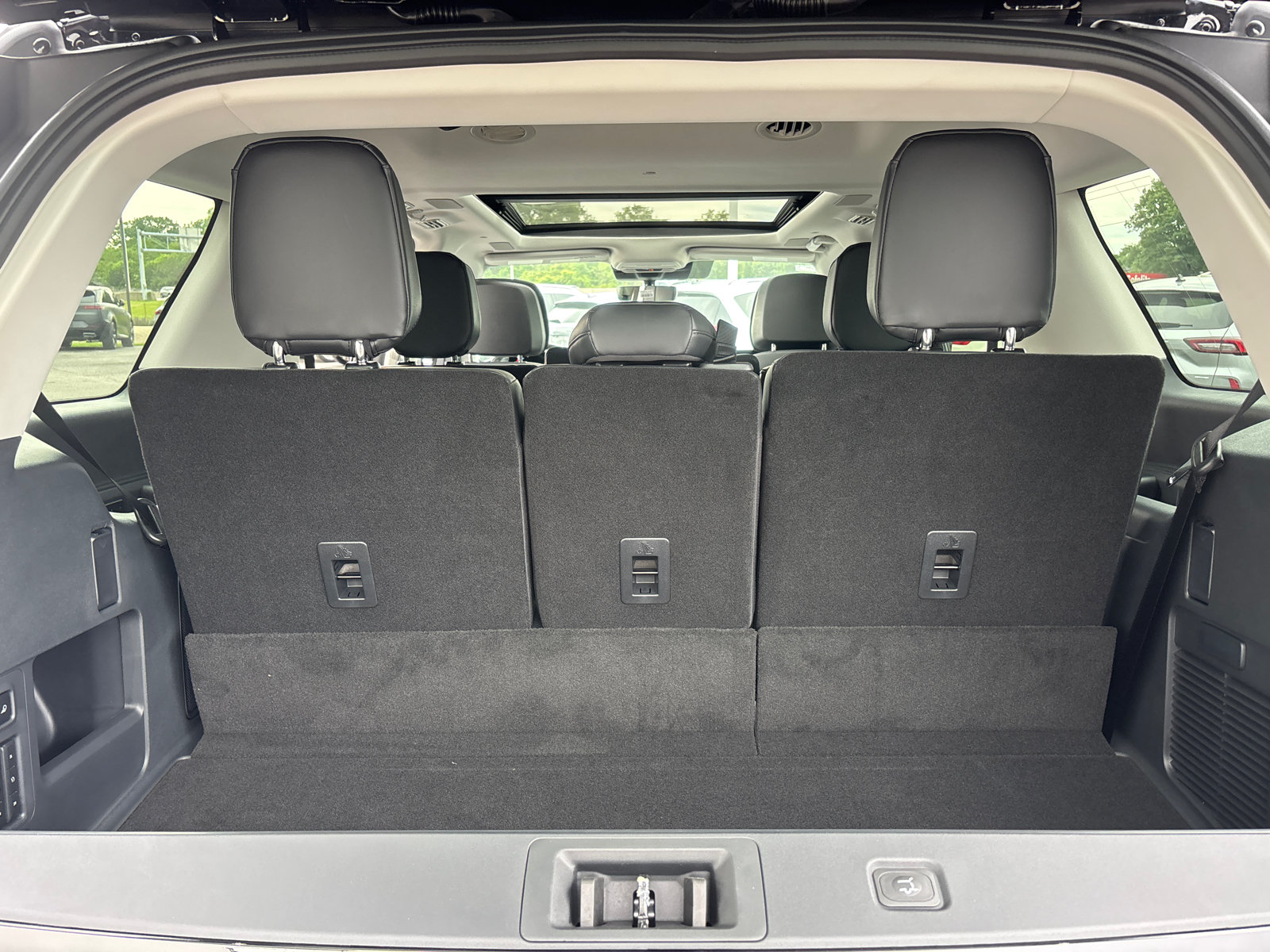 New 2026 Lincoln Navigator Reserve AWD/4WD image 9