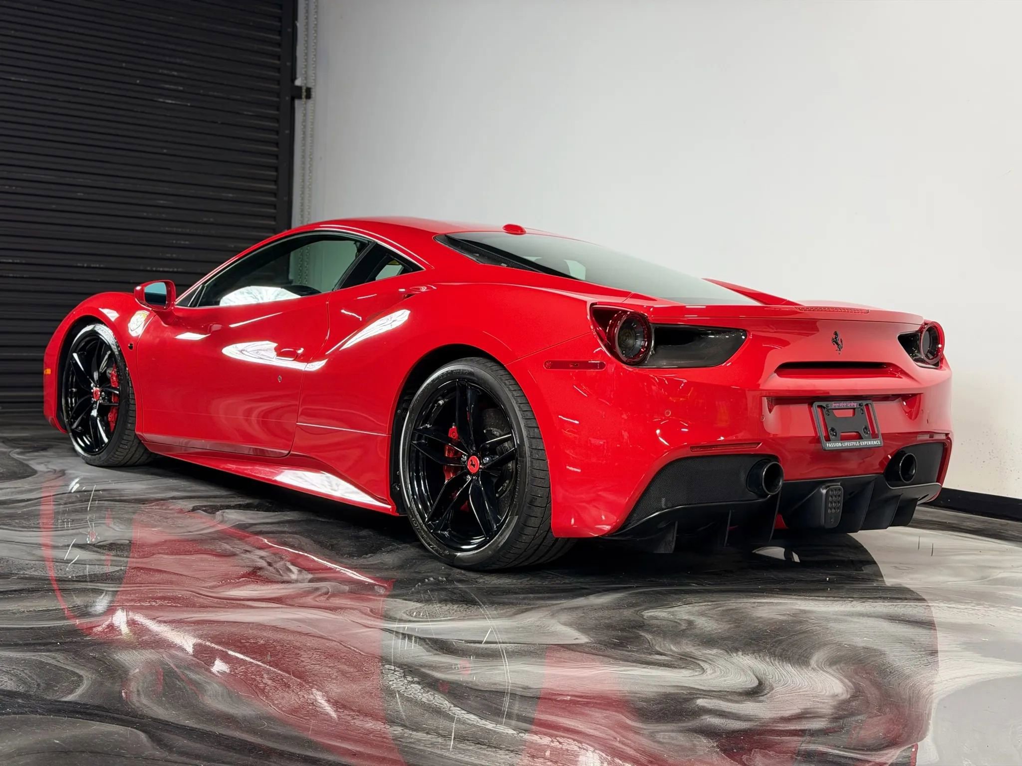 Used 2016 Ferrari 488 GTB image 6