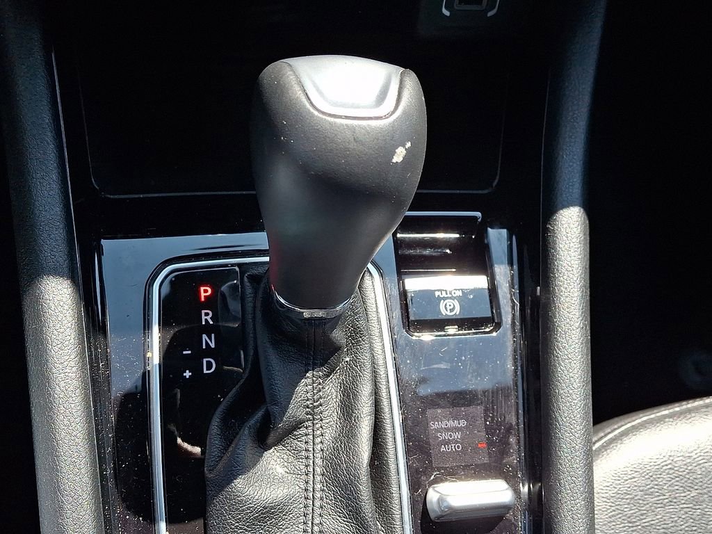 Used 2025 Jeep Compass Limited image 14