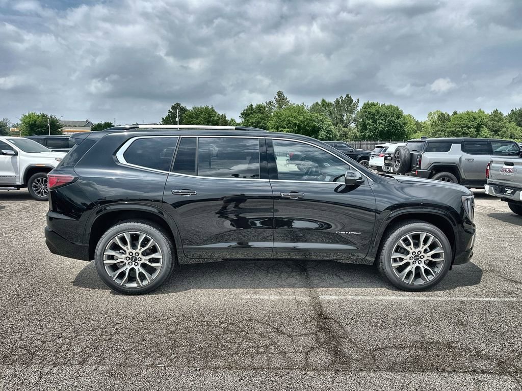 New 2026 GMC Acadia Denali Ultimate AWD/4WD image 10
