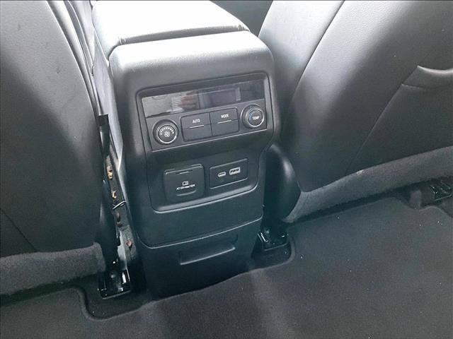 Used 2022 GMC Acadia SLT w/ LPO, Roadside Safety Package AWD/4WD image 25