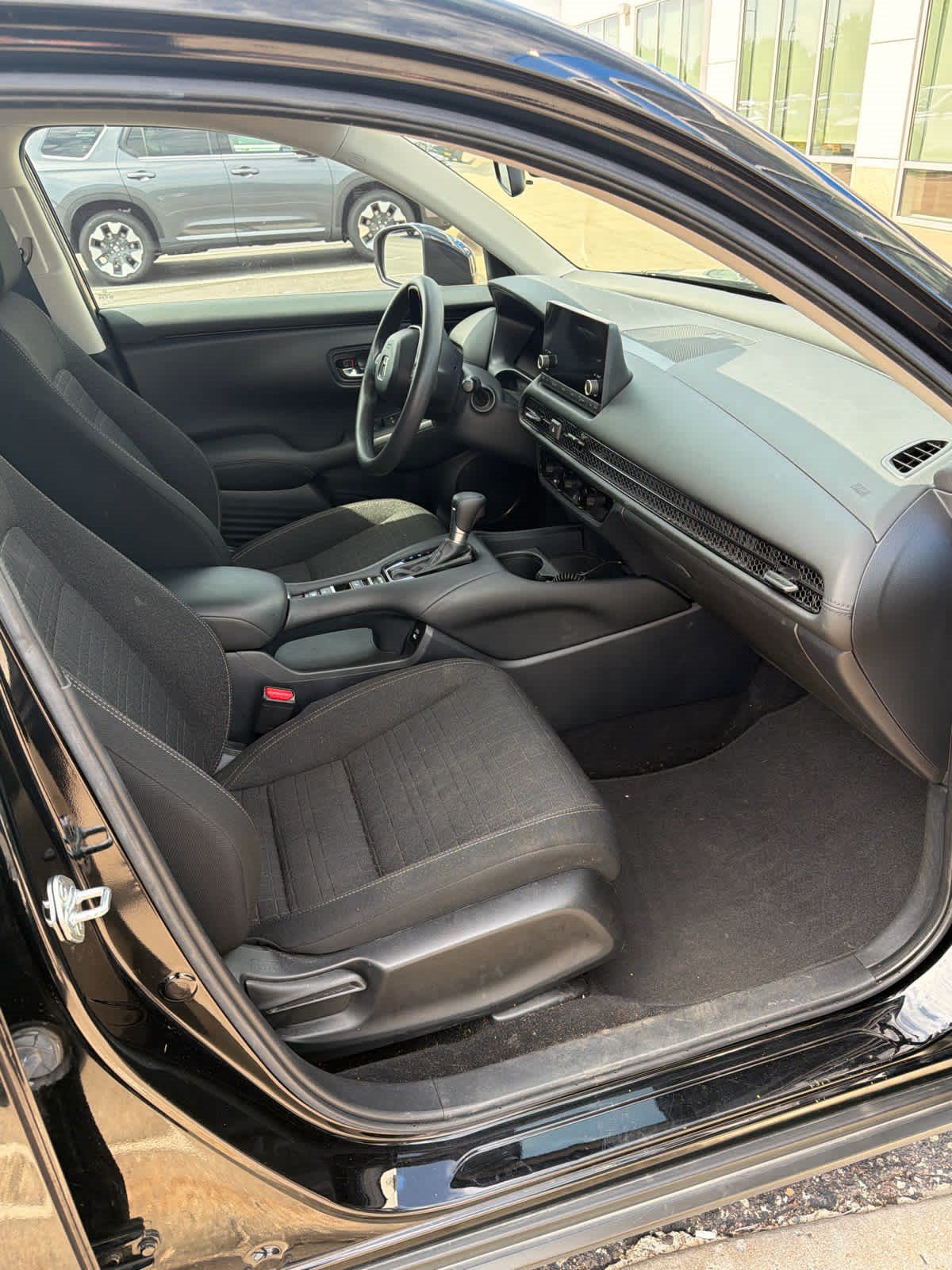 Used 2024 Honda HR-V LX image 5