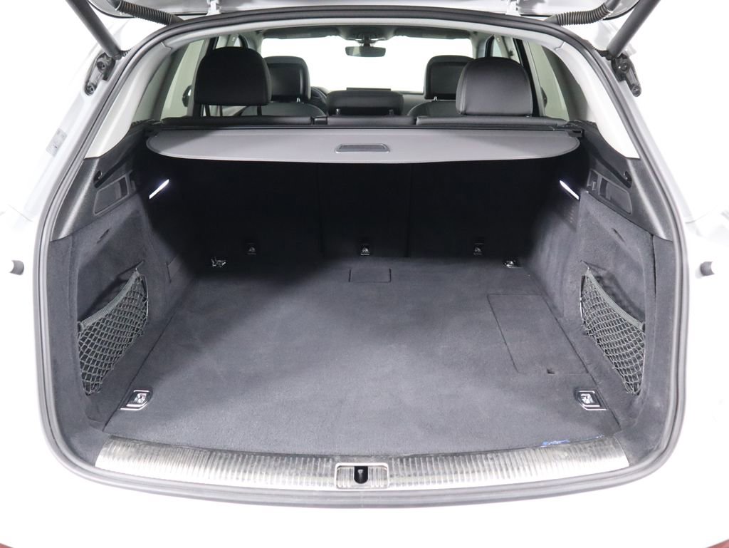 Used 2021 Audi Q5 e Premium image 28