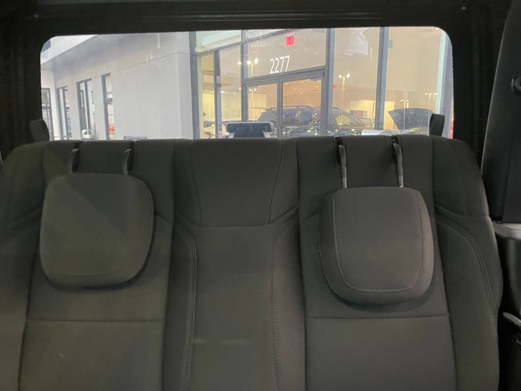 Used 2022 Jeep Wrangler Sport image 22