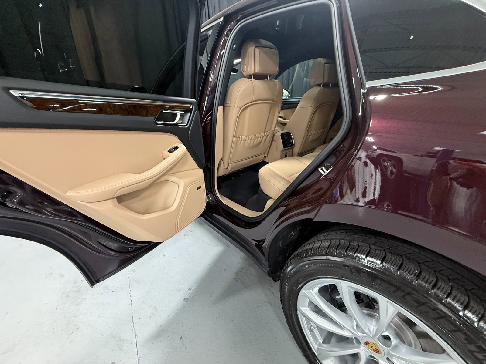 New 2026 Porsche Macan image 22