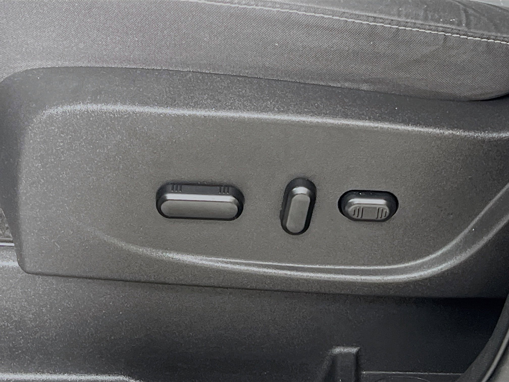 Used 2014 Ford Escape SE w/ Equipment Group 201A image 16