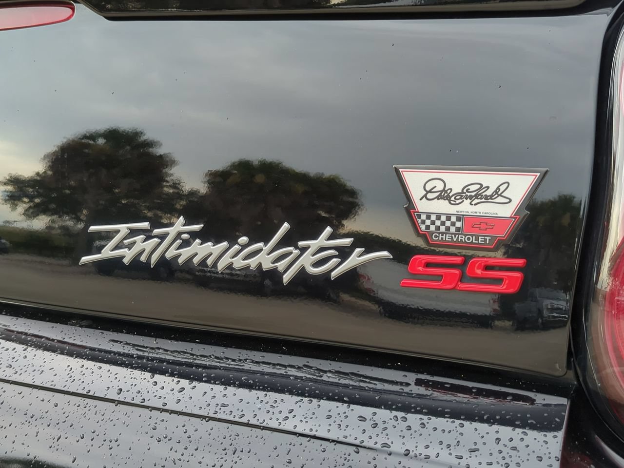 Used 2004 Chevrolet Monte Carlo SS FWD image 6