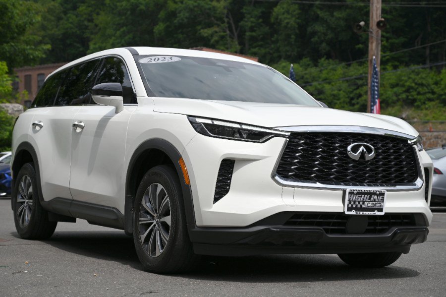 Used 2023 INFINITI QX60 Pure AWD/4WD image 7
