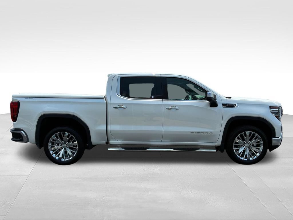 Used 2023 GMC Sierra 1500 SLT w/ SLT Convenience Package AWD/4WD image 4