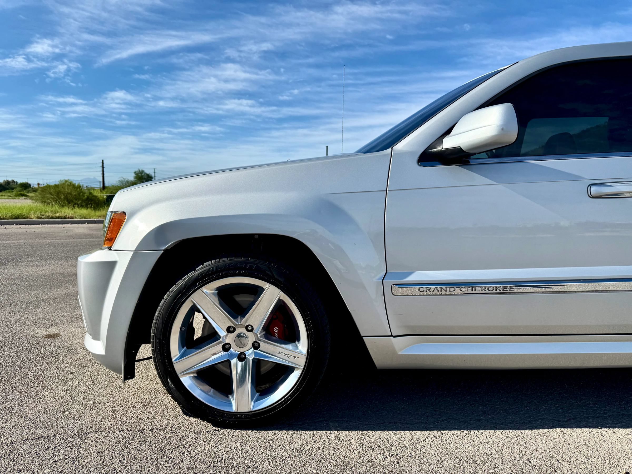 Used 2007 Jeep Grand Cherokee SRT8 w/ SRT Option Group I AWD/4WD image 14