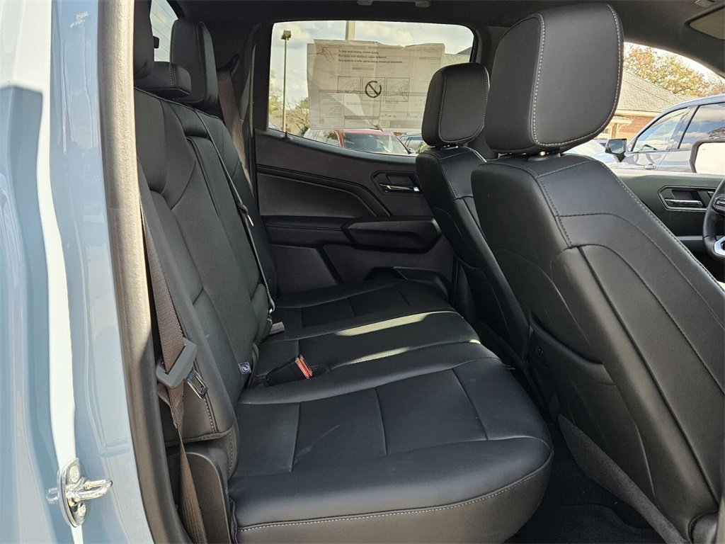 New 2025 Chevrolet Colorado LT w/ LT Convenience Package image 12