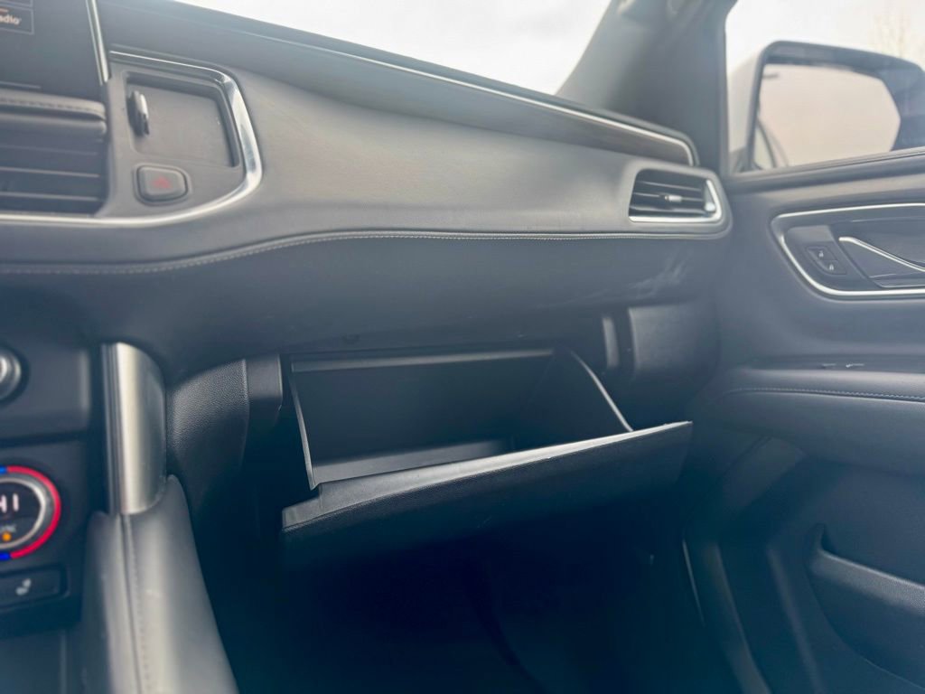 Used 2021 Chevrolet Tahoe LT image 24