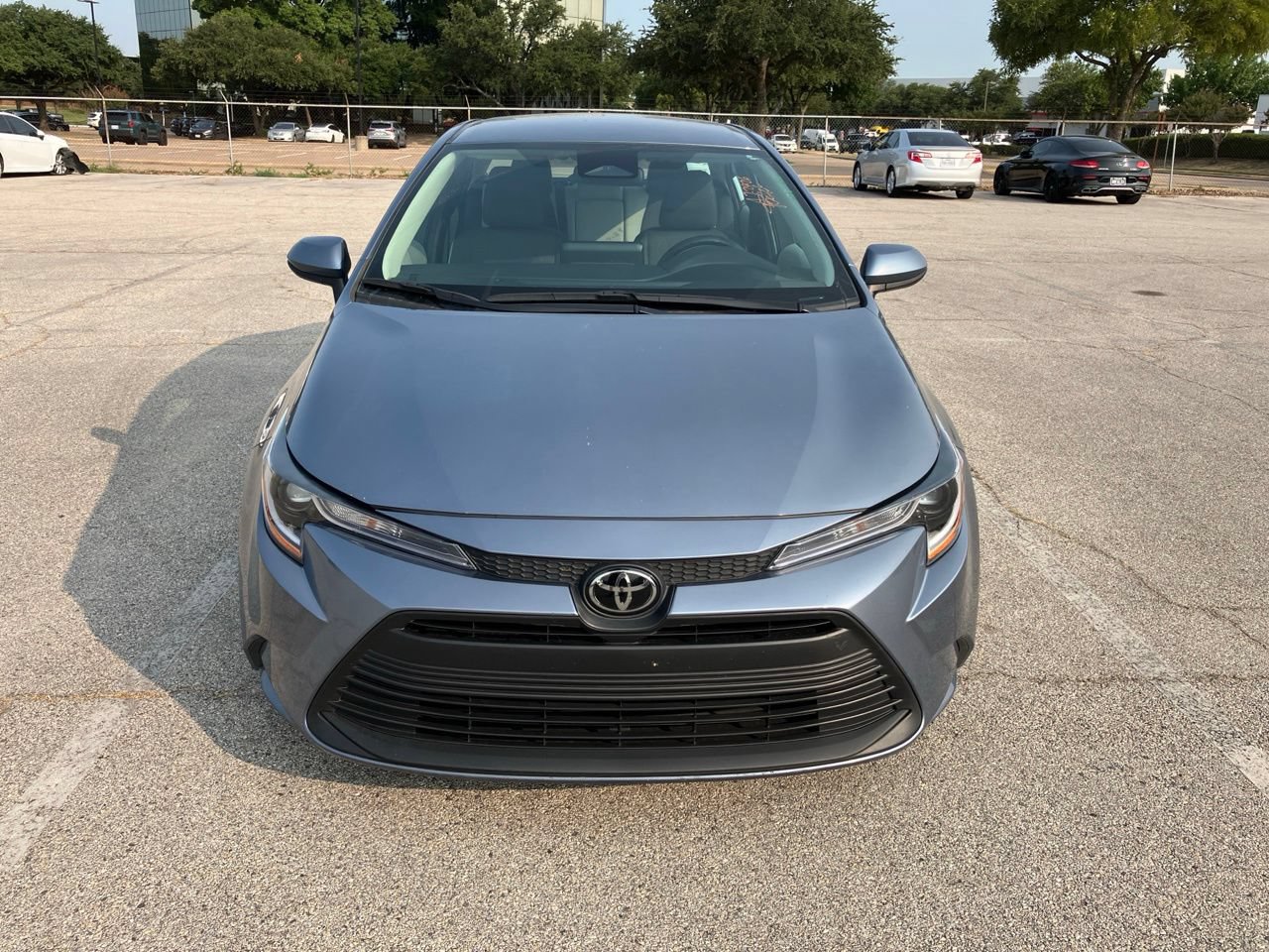 Used 2025 Toyota Corolla LE FWD image 2