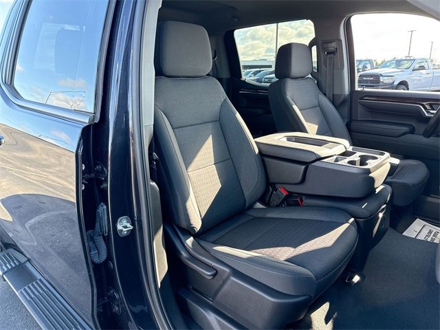 Used 2023 GMC Sierra 1500 Elevation image 25