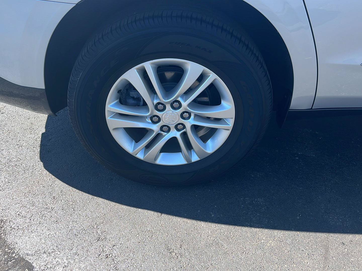 Used 2019 Buick Enclave Essence AWD/4WD image 37