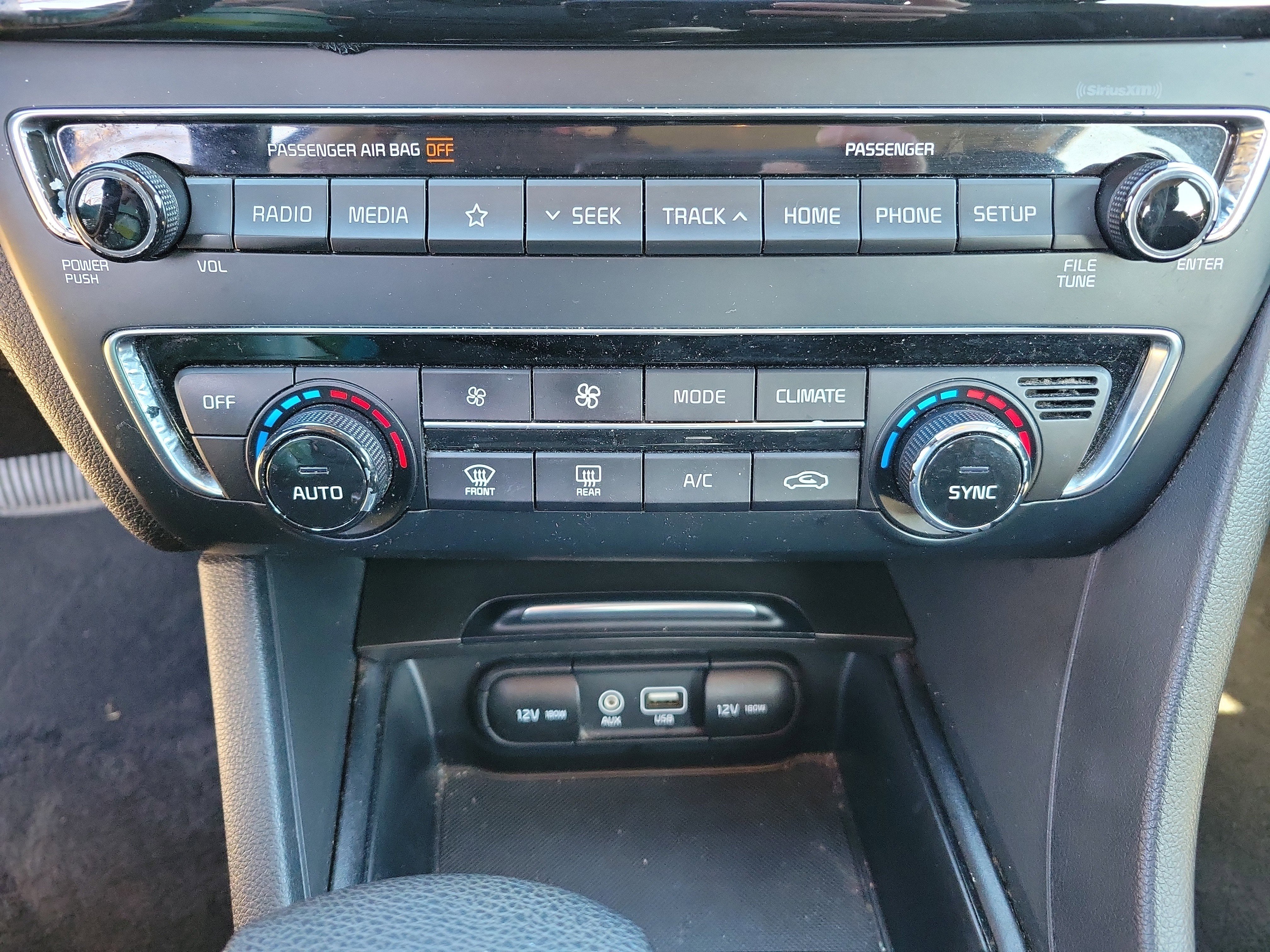 Used 2019 Kia Optima S image 12