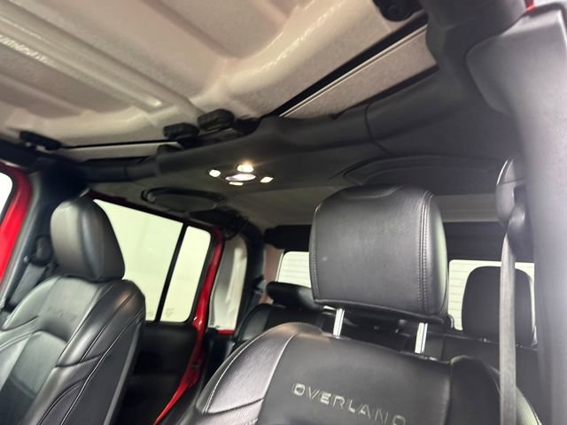 Used 2020 Jeep Gladiator Overland image 12