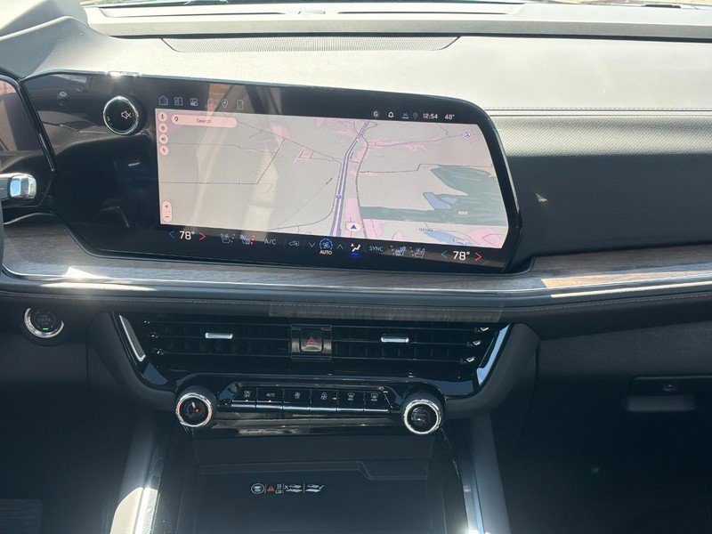 New 2026 Chevrolet Tahoe High Country AWD/4WD image 9