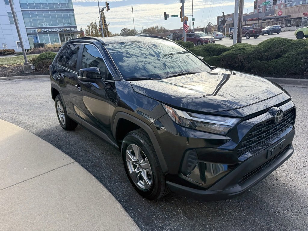 Used 2025 Toyota RAV4 XLE image 3