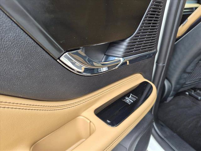Used 2022 Lincoln Corsair Reserve w/ Equipment Group 201A FWD image 26