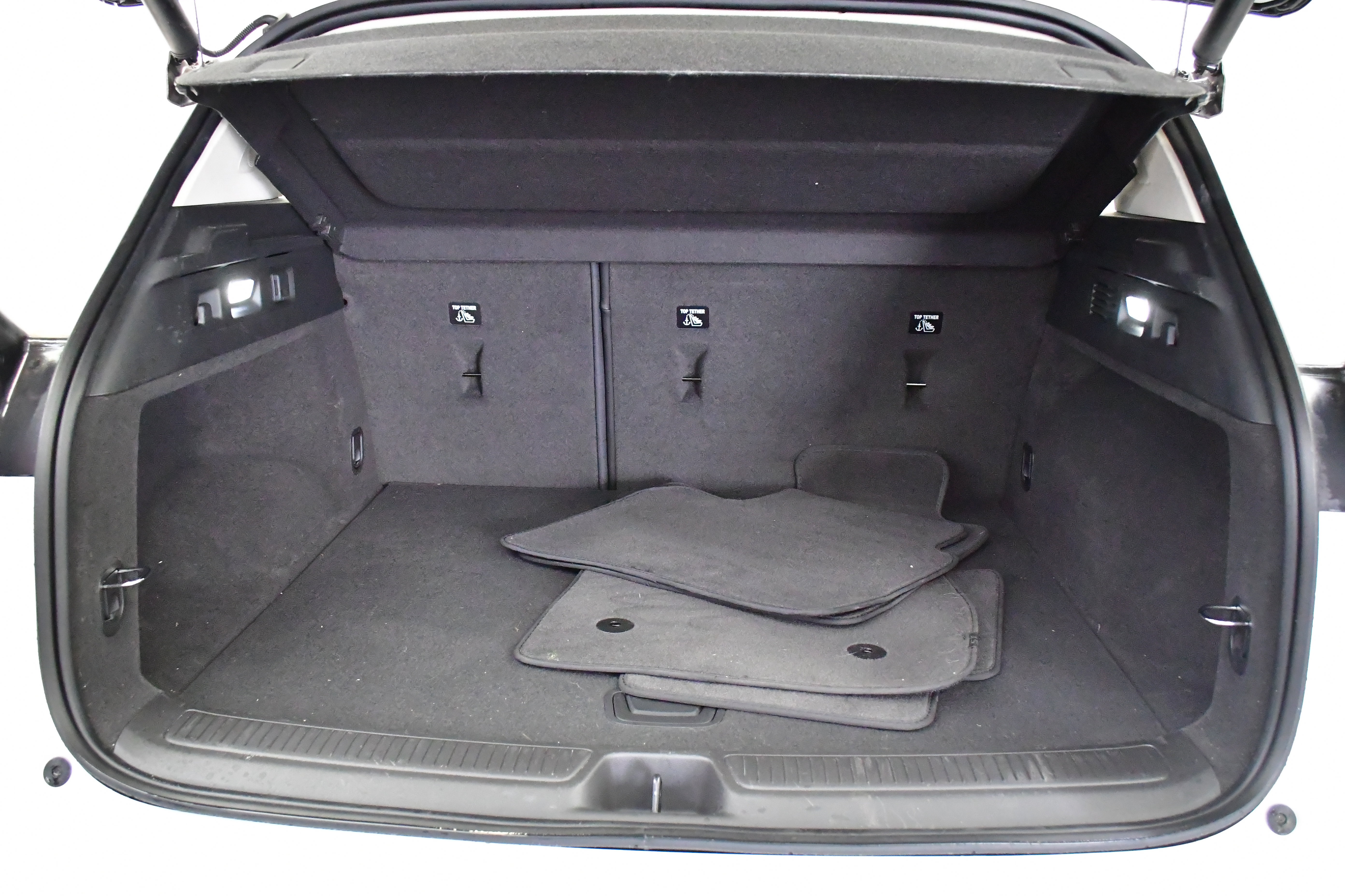 Used 2023 Buick Envision Essence w/ Sport Touring Package image 15