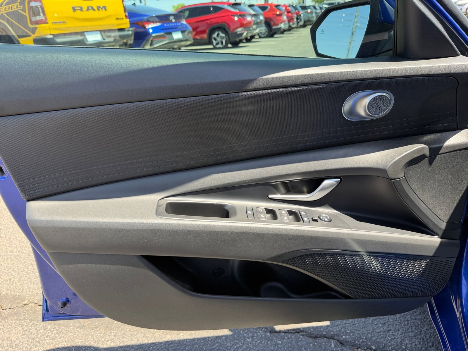 Certified 2025 Hyundai Elantra Sport FWD image 13