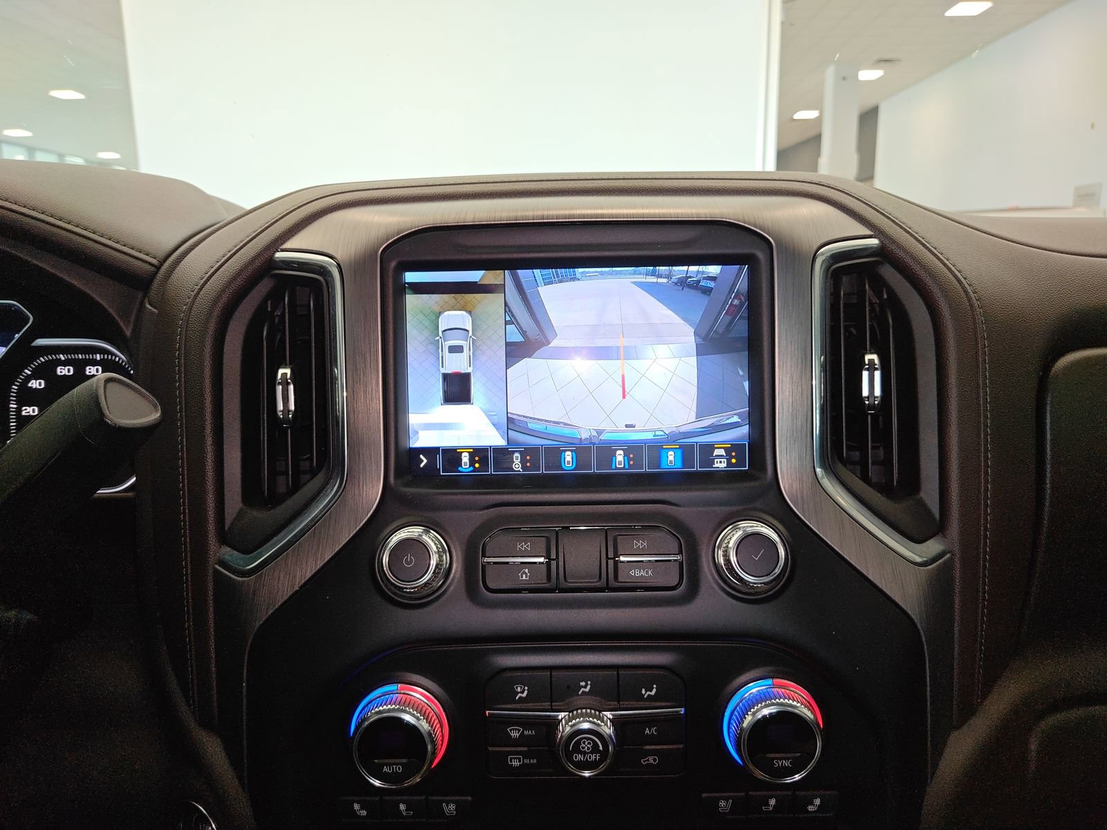 Used 2020 GMC Sierra 1500 Denali w/ Technology Package image 16