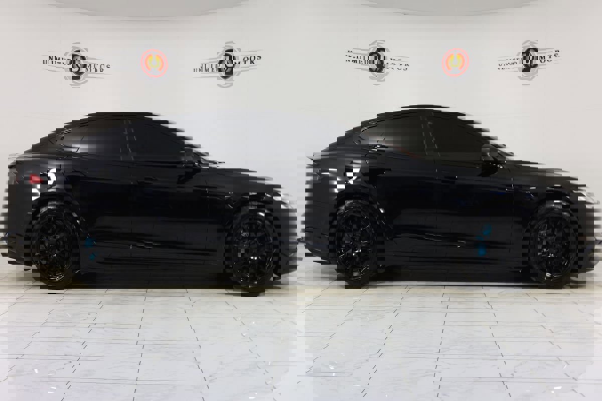 Used 2021 Tesla Model S Plaid AWD/4WD image 2