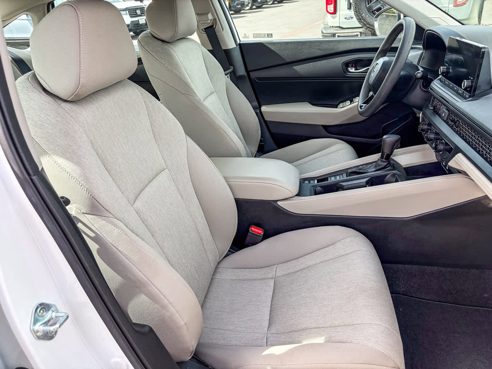 Used 2023 Honda Accord LX image 15