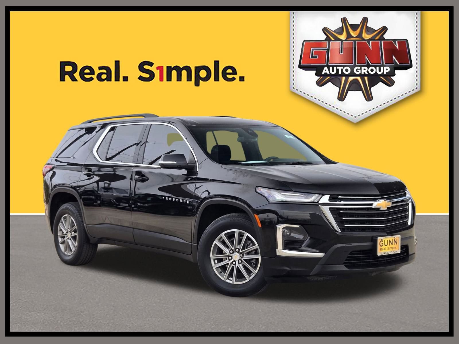 Used 2023 Chevrolet Traverse LT