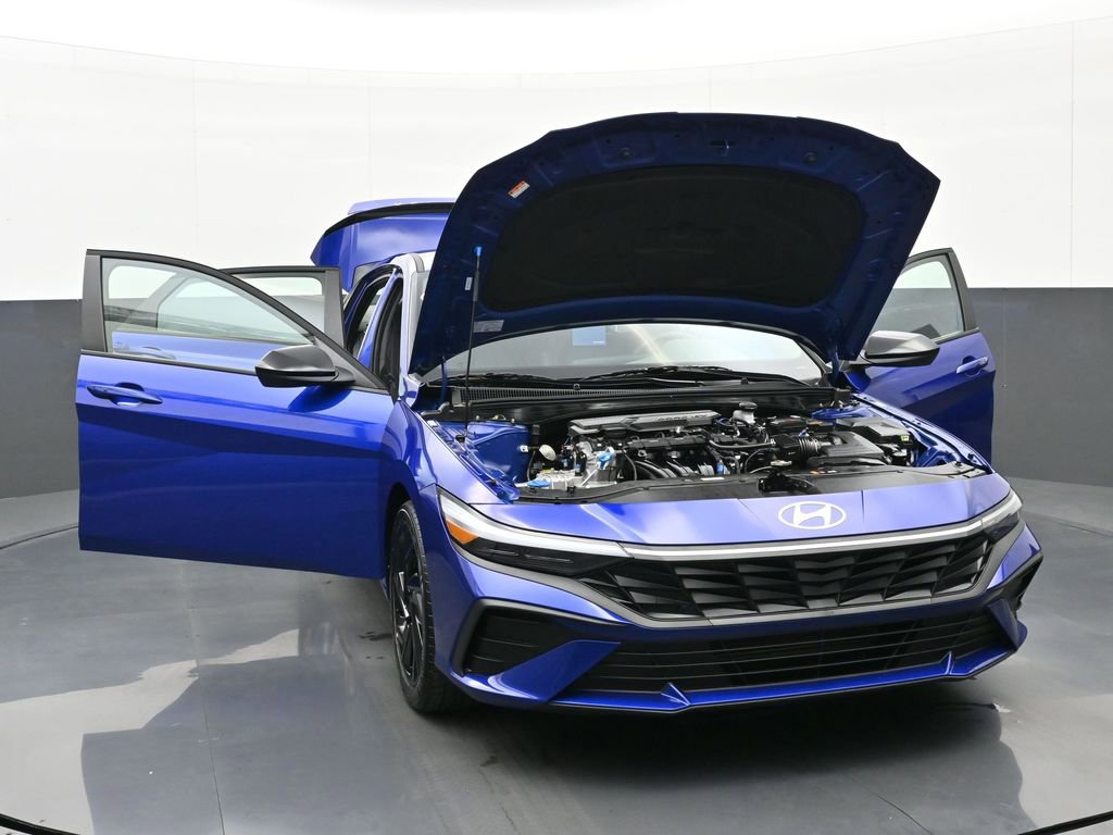 Certified 2026 Hyundai Elantra Sport w/ Cargo Package FWD image 50