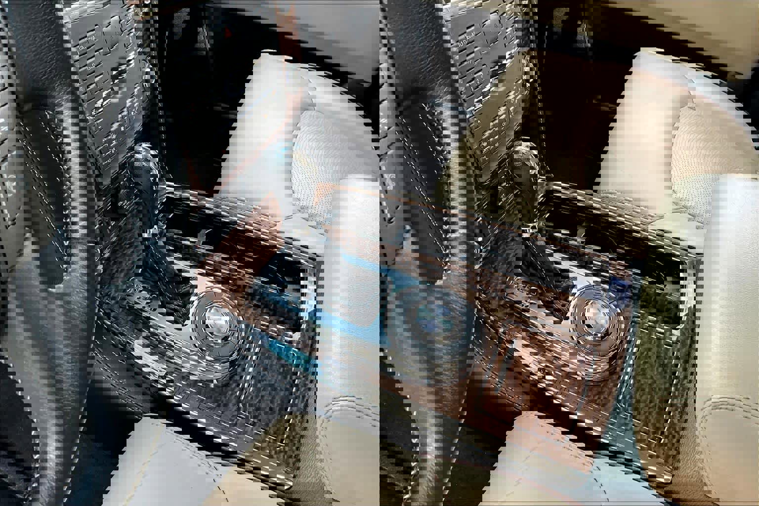 Used 2020 Nissan Armada Platinum w/ Captain's Chairs Package image 15