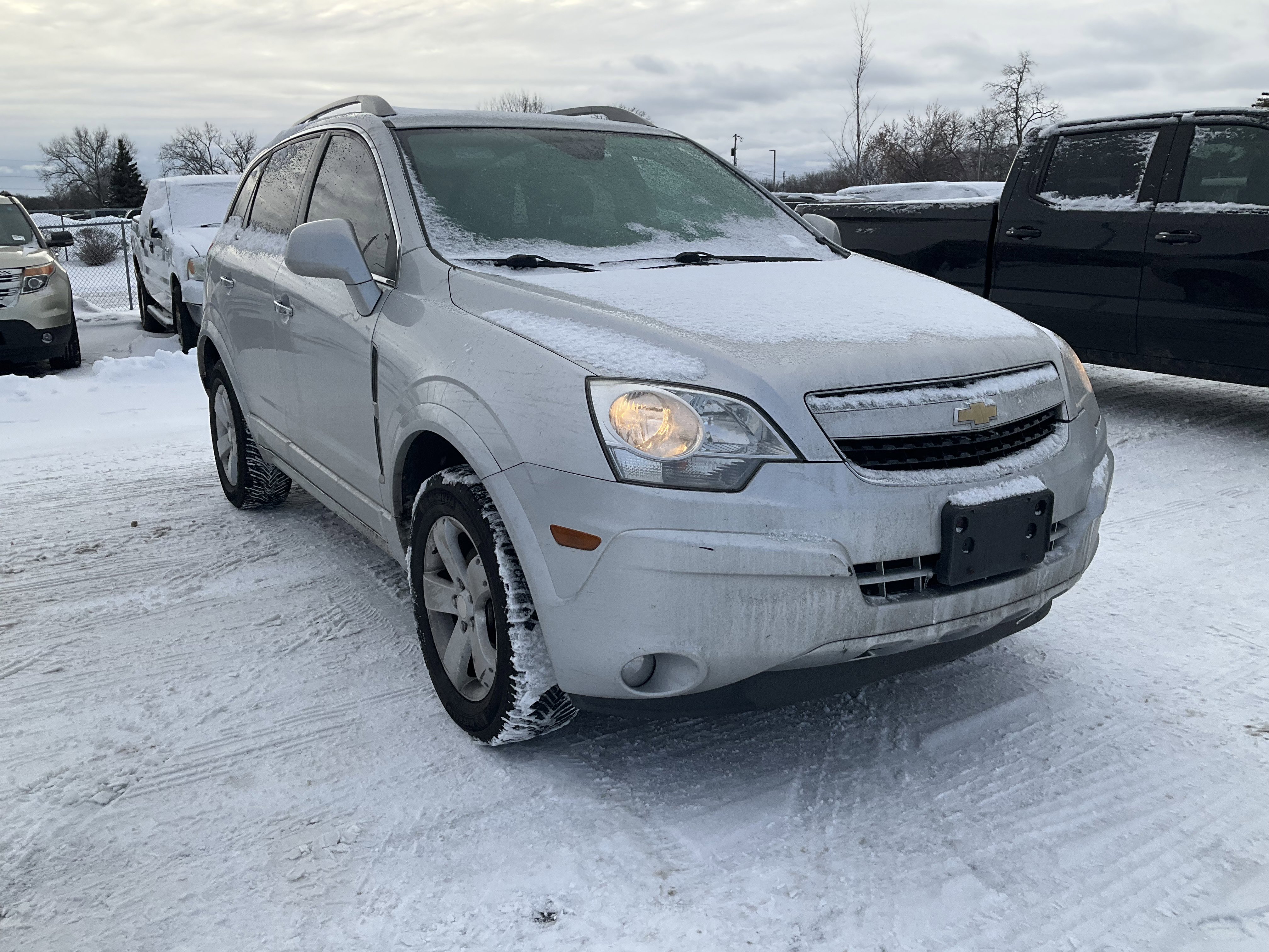 Used 2012 Chevrolet Captiva Sport LTZ image 2