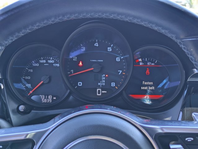 Used 2018 Porsche Macan AWD/4WD image 11