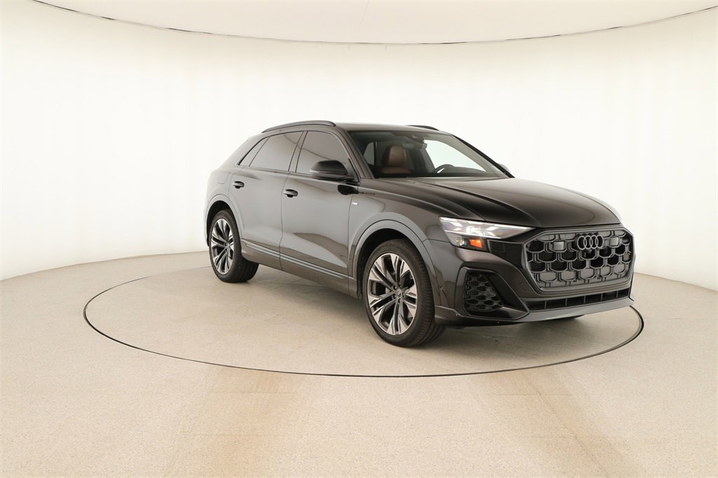 Used 2025 Audi Q8 Prestige w/ Prestige Package image 10
