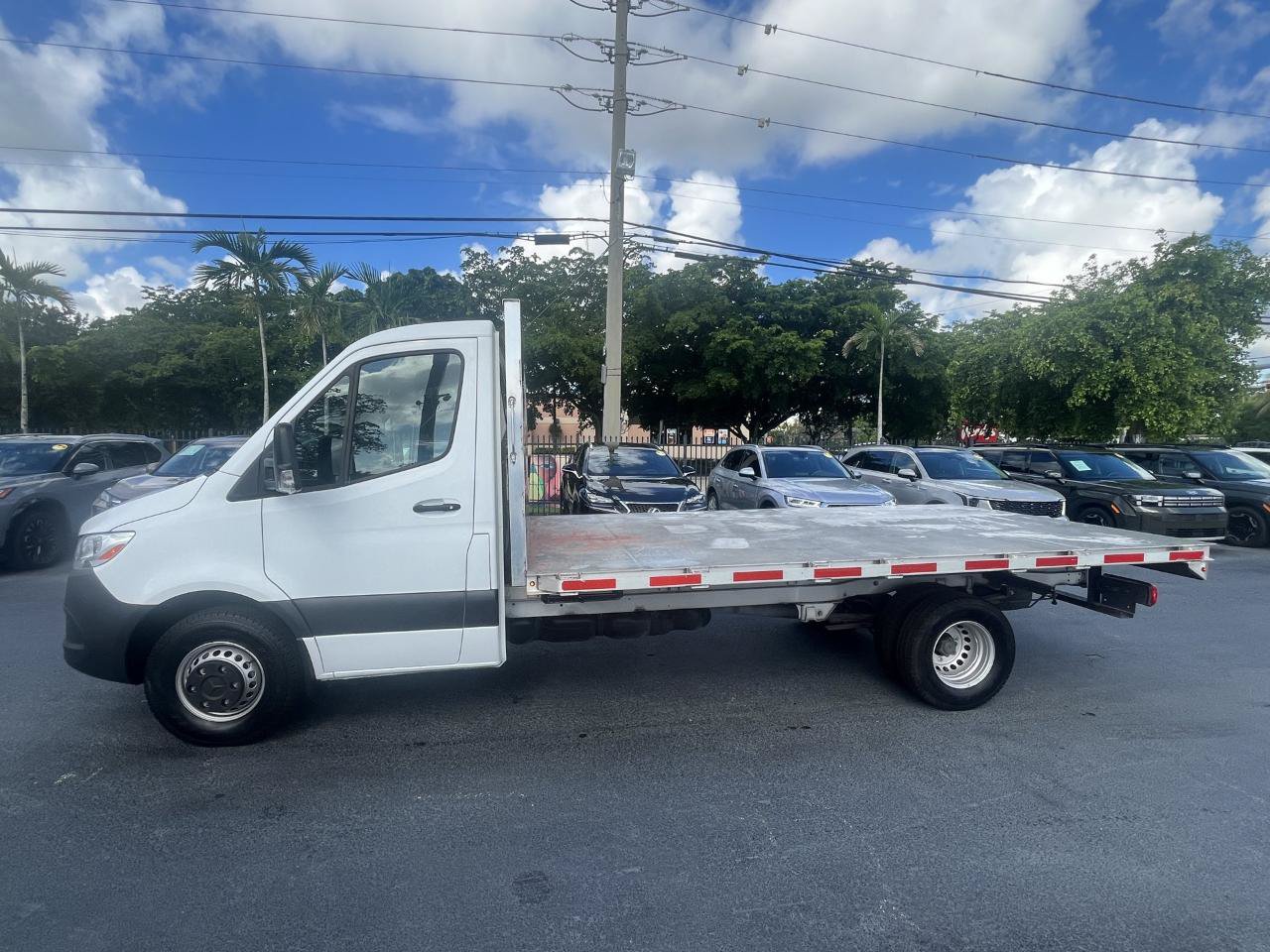Used 2023 Mercedes-Benz Sprinter 4500 image 3