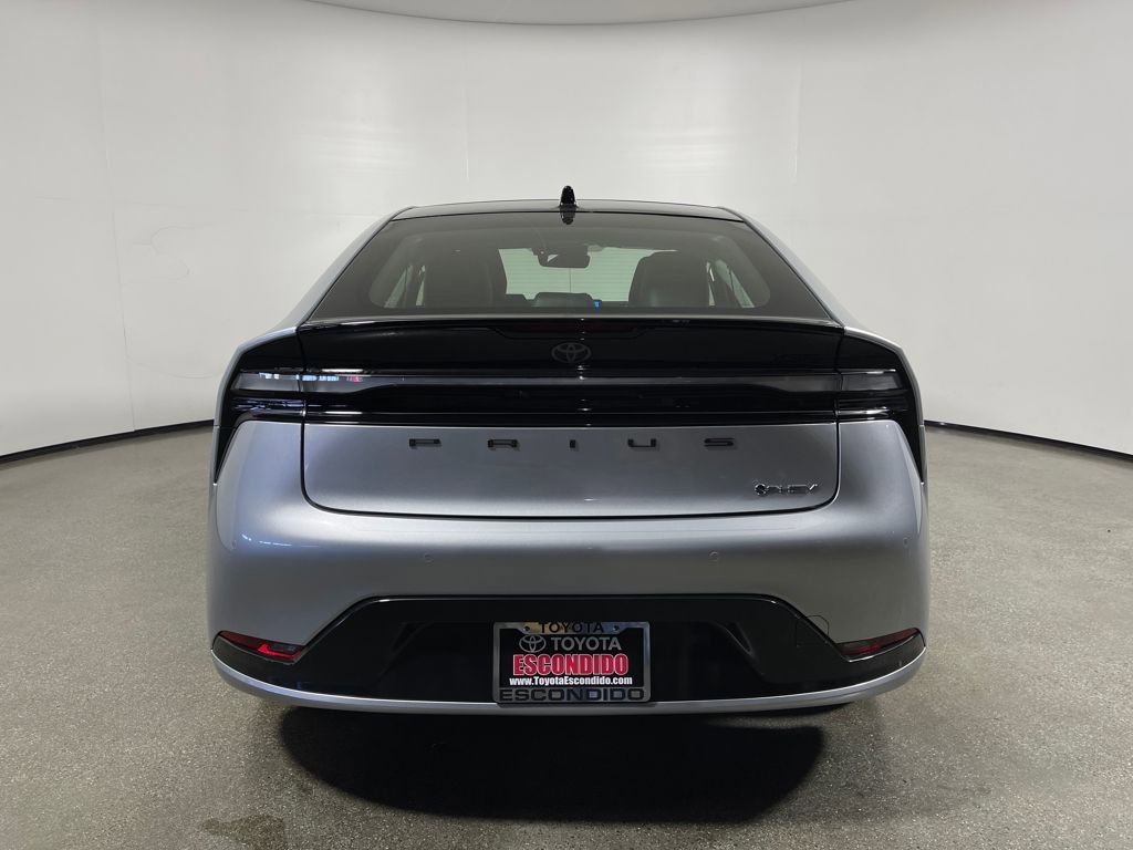 New 2026 Toyota Prius Plug-In Hybrid image 4