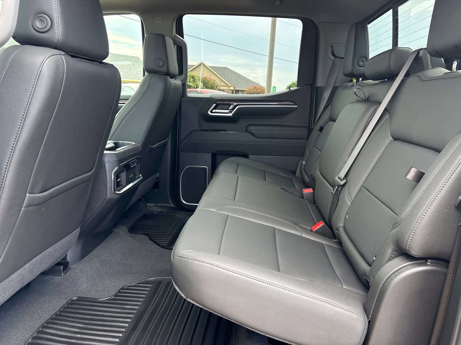 New 2026 Chevrolet Silverado 1500 LTZ w/ LTZ Premium Texas Edition AWD/4WD image 17