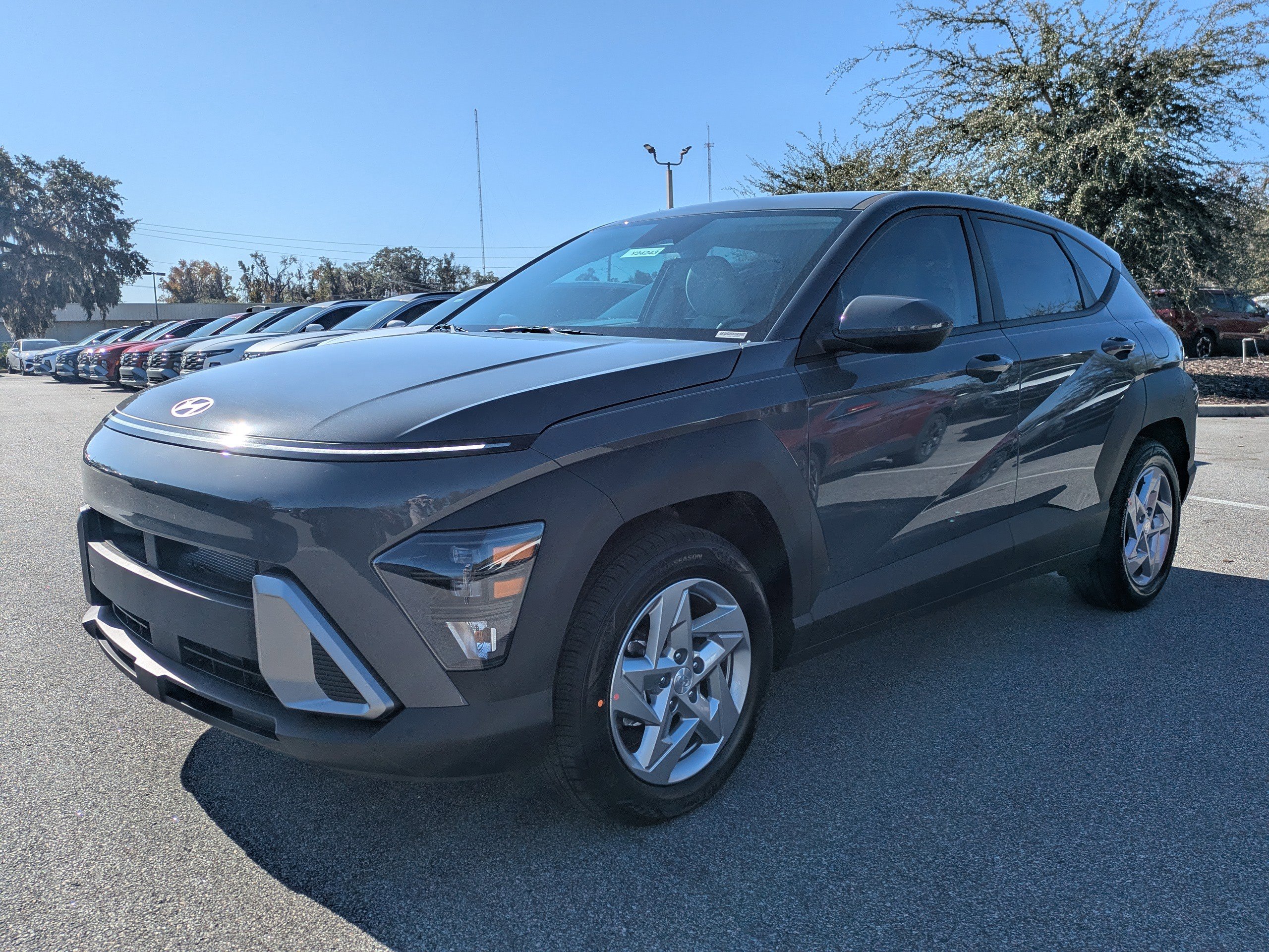 New 2026 Hyundai Kona SE image 9