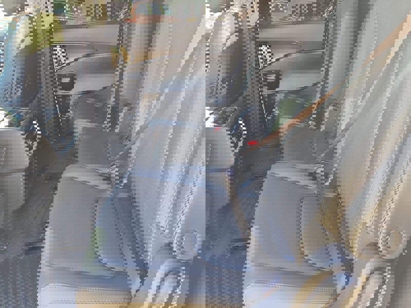 Certified 2025 Kia Carnival SX w/ SX Dark Edition Package image 18