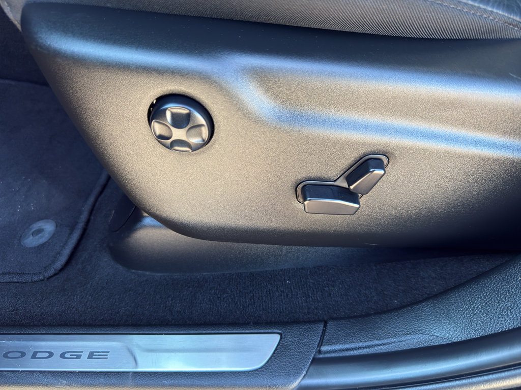 Used 2025 Dodge Durango R/T image 17
