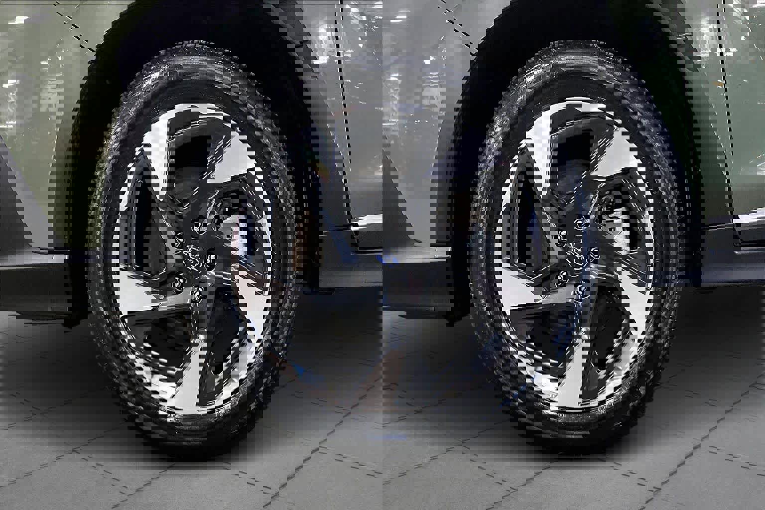 Used 2024 Subaru Crosstrek 2.5i Limited image 11