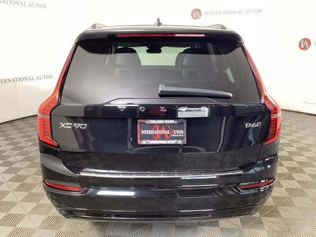 New 2026 Volvo XC90 B6 Ultra w/ Protection Package image 5